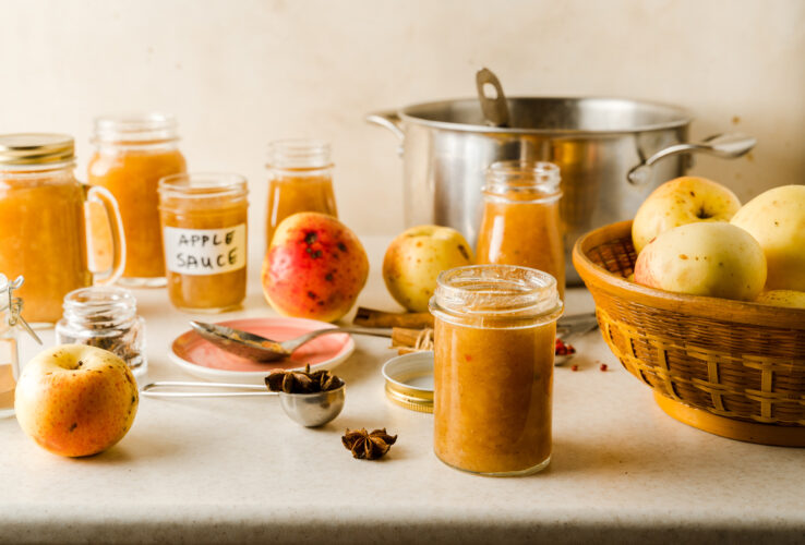 Making and Canning Homemade Applesauce